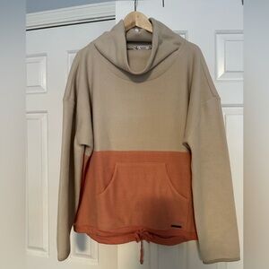 Rowayton Colorblock Cowl